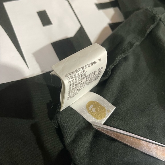 BAPE 1st Camo Layered L/S Tee 🦍 - Picture 5 of 6